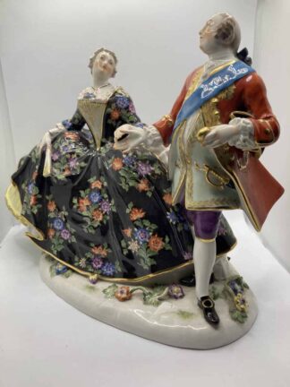 Meissen Pair at Ball (550)