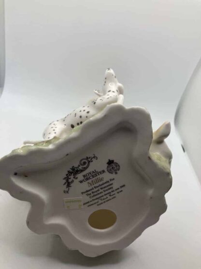 Royal Worcester Millie walking dog (2000) - Image 10