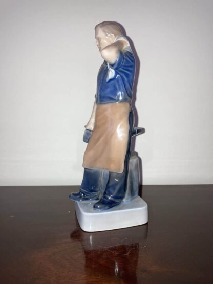Royal Copenhagen Blacksmith (4502) - Image 4