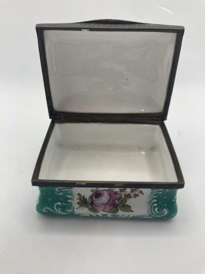 Antique Enamel Snuff Box - Rustic Farm Cottage - Image 7