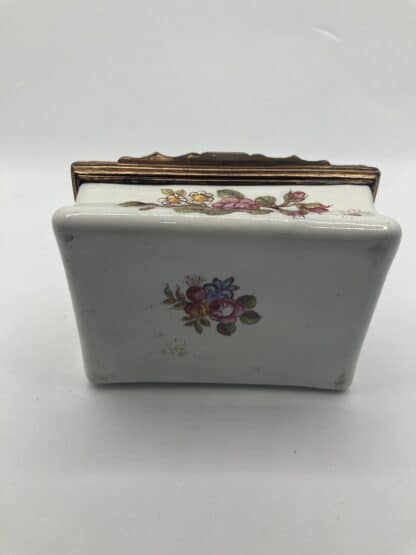 Antique Enamel Snuff Box - Musicians in parkland - Image 8