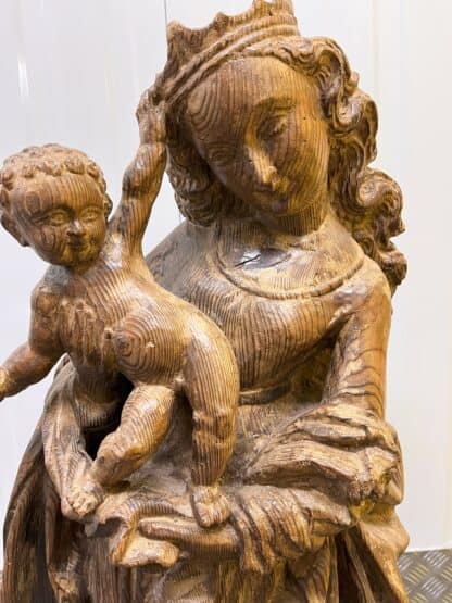 Pine Carving - Virgin and Child - Image 6