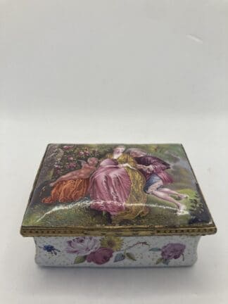 Antique Enamel Snuff Box - Cupid in parkland
