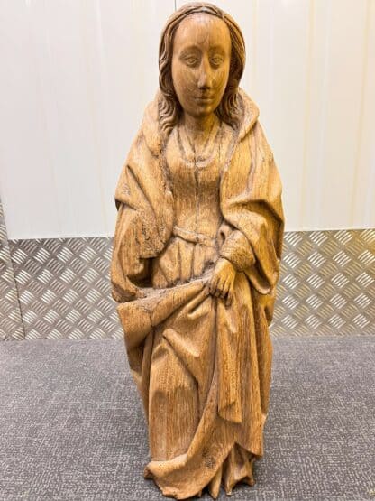 Pair of 16th Century Oak Saints - Image 9