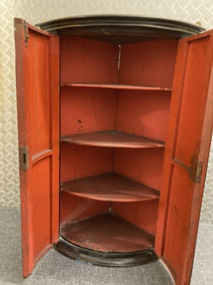 George III Bowfront Hanging Corner Cabinet - Image 4