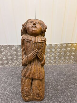 Gothic Oak Beam Support - Angel