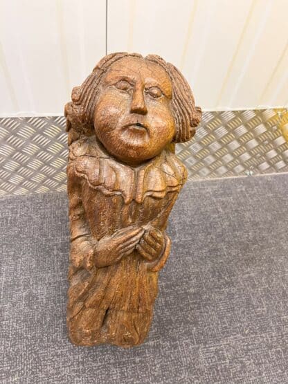 Gothic Oak Beam Support - Angel - Image 5